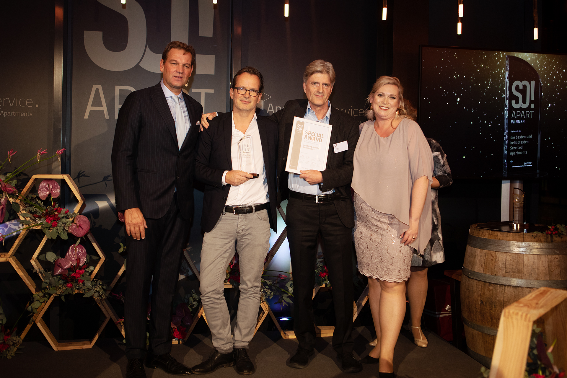Gewinner des Special Awards für ein besonderes Konzept, Matthias Rincón und Ralph Stock, Gründer und Geschäftsführer von iPartment. Copyright: JuliaBaumgartPhotography, Apartmentservice