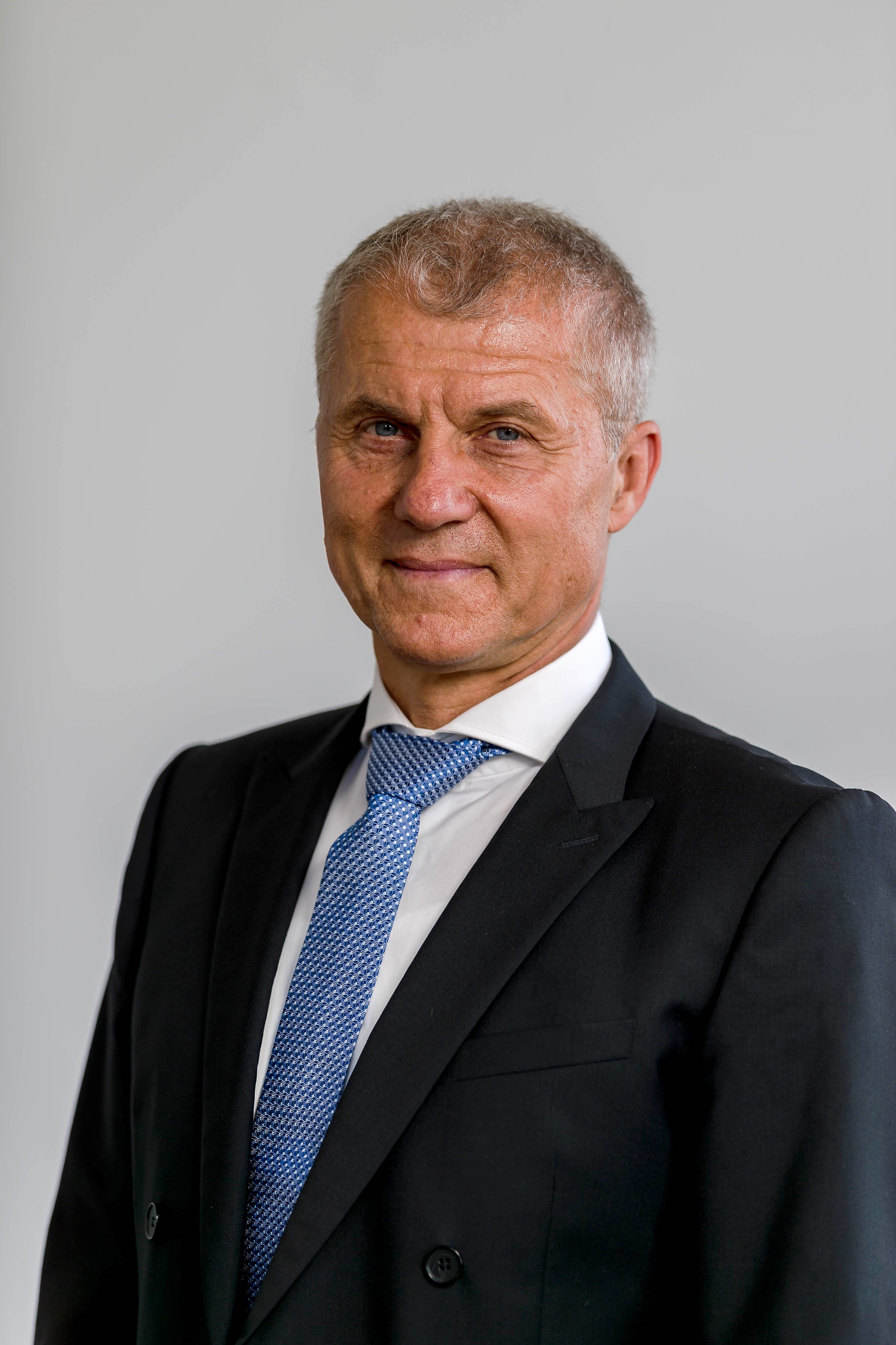 Rainer Seifert,
Verbandsdirektor des vdw Sachsen – Verband der Wohnungs- und Immobilienwirtschaft e. V. Copyright: vdw Sachsen. Rainer Seifert, Verbandsdirektor des vdw Sachsen – Verband der Wohnungs- und Immobilienwirtschaft e. V. Copyright: vdw Sachsen.