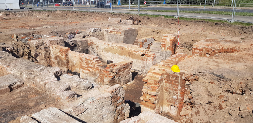 Die archäologischen Grabungen werden nach Corona-Pause fortgesetzt. Copyright: HANSA Real Estate Gruppe Die archäologischen Grabungen werden nach Corona-Pause fortgesetzt. Copyright: HANSA Real Estate Gruppe