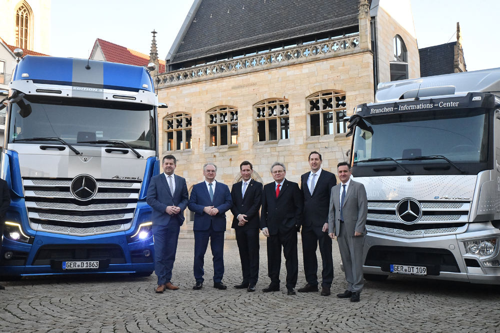 Die Festivität zur Bekanntgabe des anberaumten Vertrages. Copyright: Daimler Truck AG