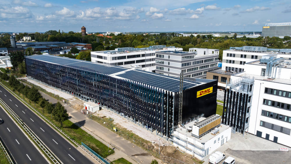 Gesamtansicht des LEJ CAMPUS. Copyright: Deutsche Post DHL Group / Jens Schlueter