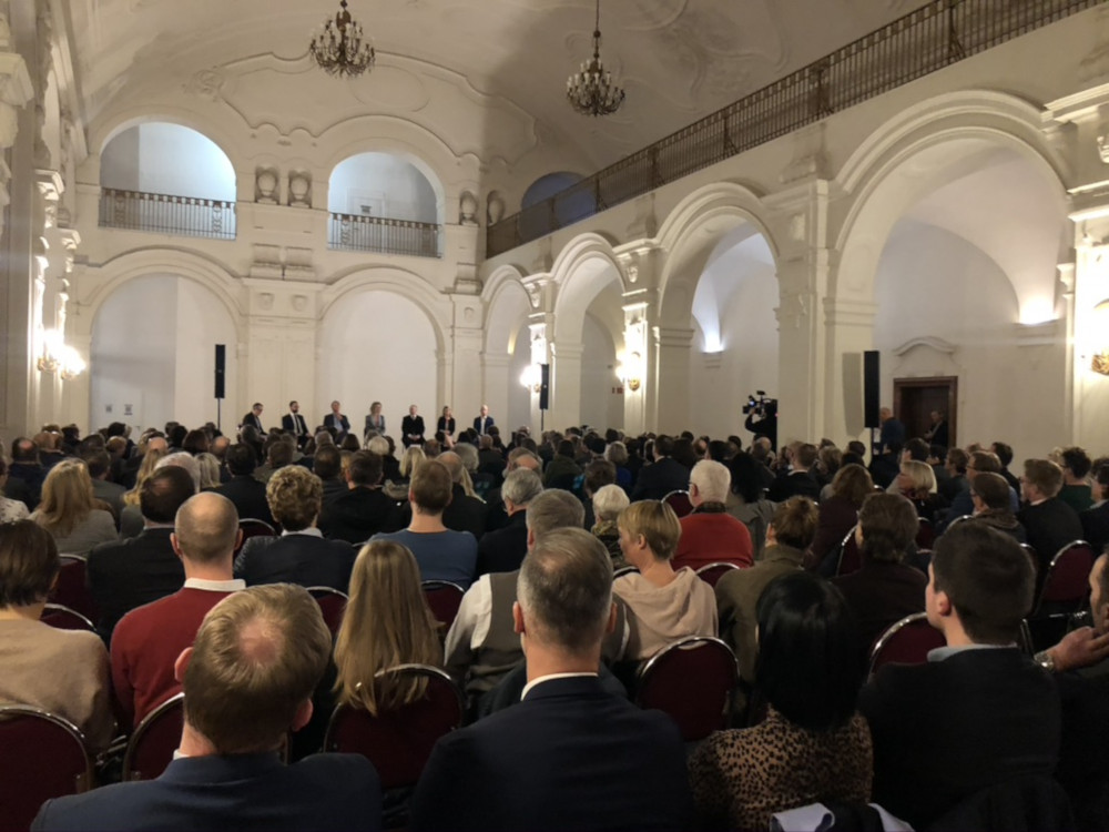 Leipziger Wahlforum "Bauen, Wohnen, Stadtentwicklung" im Neuen Rathaus von Leipzig. Quelle: W&R IMMOCOM.