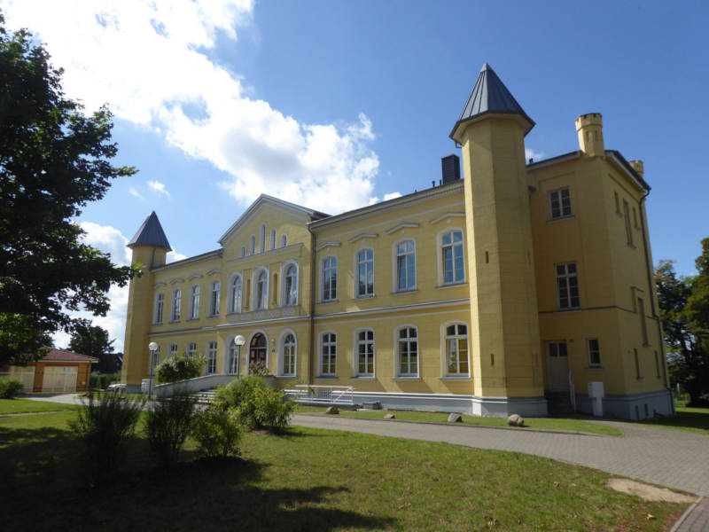 Schloss Leezen hat neue Besitzer. Copyright: Sonnenberg GmbH Schloss Leezen hat neue Besitzer. Copyright: Sonnenberg GmbH