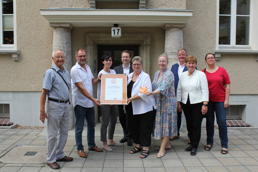 Die Verleihung der Auszeichnung an die WBG Aufbau in Strausberg. Copyright: BBU