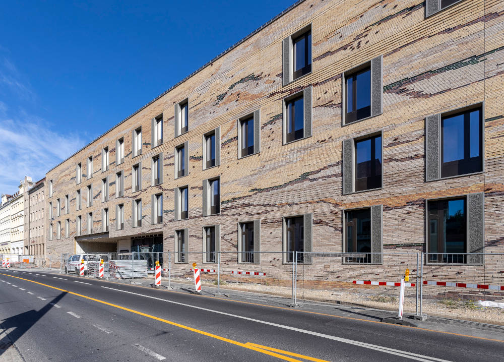 Die Fassade des Senckenberg-Campus in Görlitz wurde enthüllt. Copyright: Senckenberg-Campus Görlitz / David Nuglisch