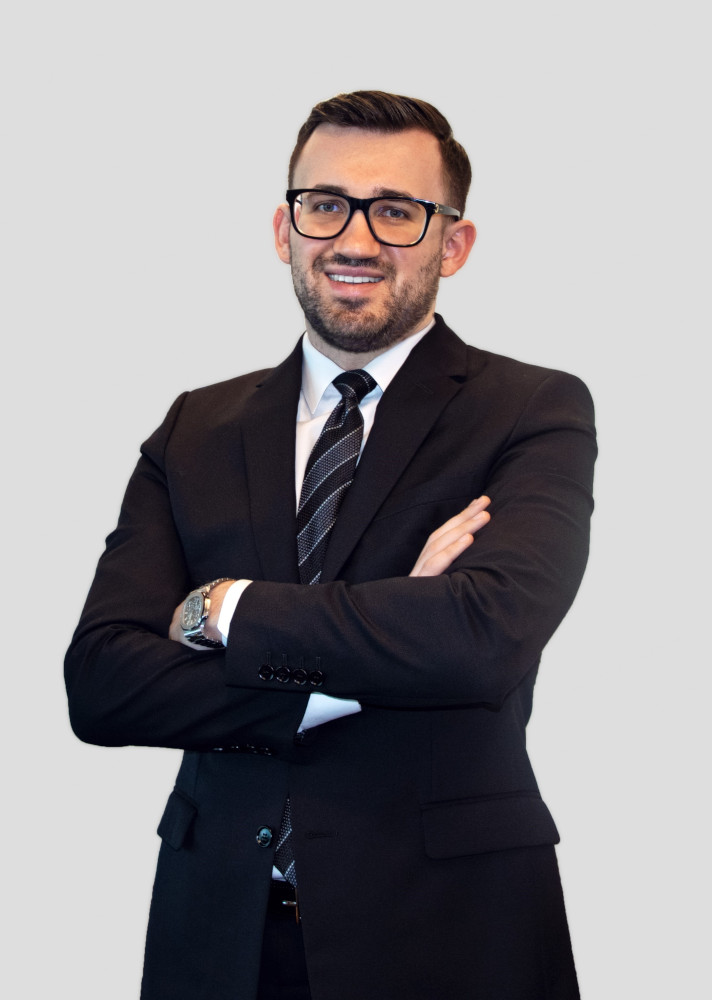 Gabriel Khodzitski,
CEO der PREA GmbH,
analysiert den Berliner Speckgürtel hinsichtlich seiner Preisentwicklungen. Quelle: PREA GmbH Gabriel Khodzitski,
CEO der PREA GmbH,
analysiert den Berliner Speckgürtel hinsichtlich seiner Preisentwicklungen. Quelle: PREA GmbH