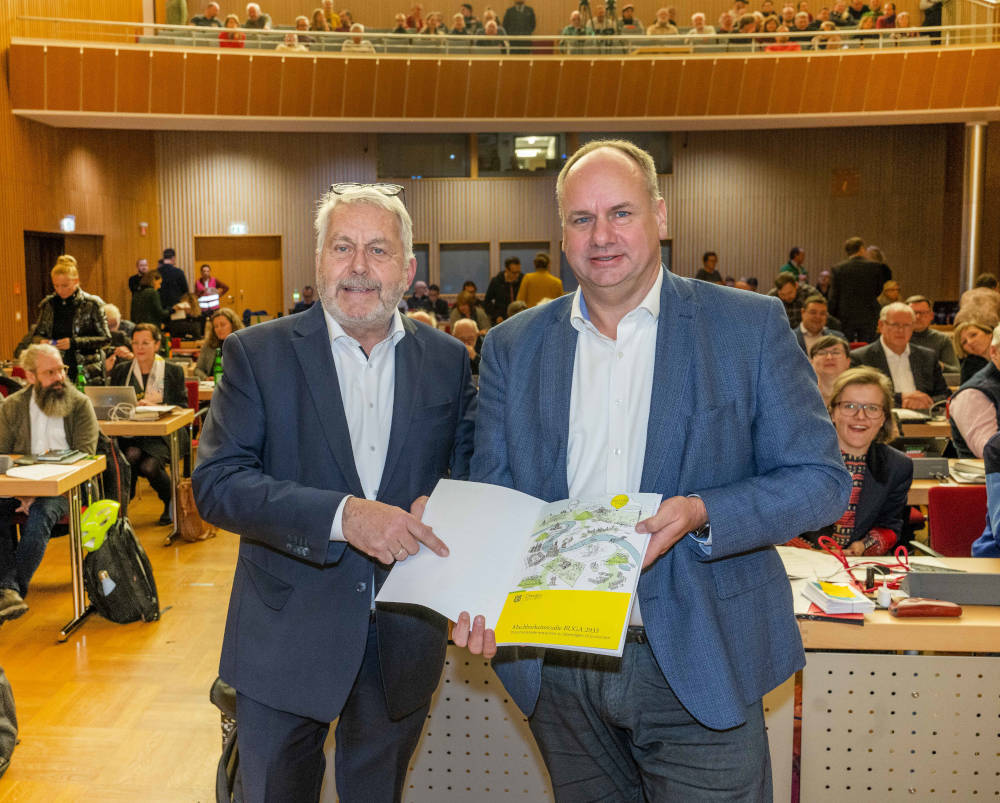 Übergabe des Bewerbungsschreibens der Stadt Dresden für die BUGA 2023. Copyright: Jürgen Männel / jmfoto