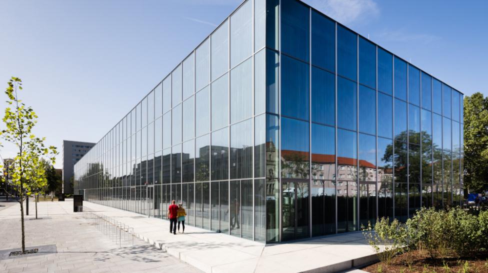 Bauhaus Museum Dessau: Schwebender Riegel aus Beton