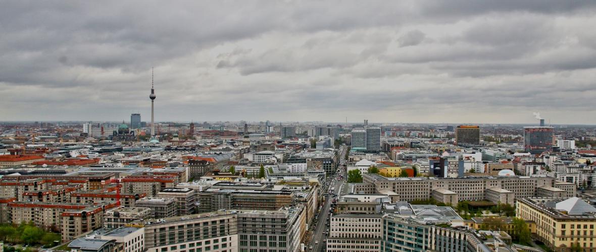 Berlin: Reaktionen auf das Urteil des Bundesverwaltungsgerichtes zum Vorkaufsrecht in Milieuschutzgebieten : Nach dem Mietendeckel ist ein weiteres Instrument zum Eingriff in den Berliner Wohnungsmarkt als unrechtmäßig abgeurteilt worden. IMMOBILIEN AKTUELL fasst die Reaktionen zusammen. 