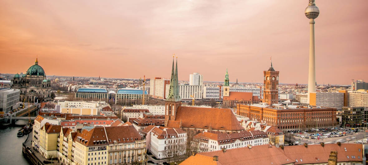 Berliner Immobilienkongress: Was die Immobilienwirtschaft der Hauptstadt 2023 umtreibt: Mehr als 300 Akteure der Branche diskutierten auf dem diesjährigen Berliner Immobilienkongress der IMMOCOM über die aktuelle Situation und nötige Weichenstellungen für die Zukunft.