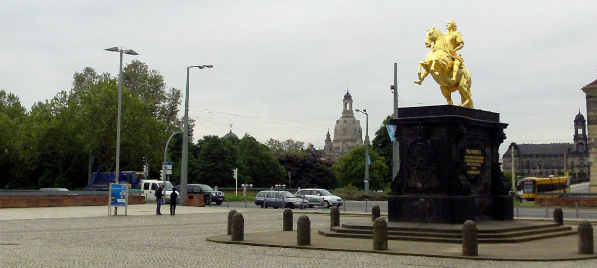 Bürgerbegehren angestrebt: Denkmalschutz für Neustädter Markt in Dresden soll aufgehoben werden