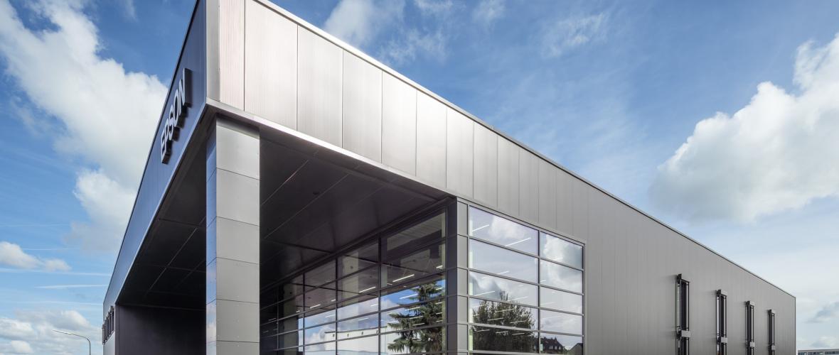 bema group übergibt Neubau des Epson Experience Center