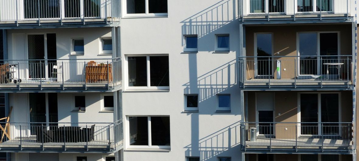 Rückblick 2021: Neuer Umsatzrekord bei Immobilieninvestments: Der Boom auf dem deutschen Immobilien-Investmentmarkt hält trotz des zweiten Corona-Krisenjahres an. Das geht aus einer neuen Studie des Immobiliendienstleisters CBRE hervor. Welches Rekordniveau jetzt erzielt wurde und wo die meisten Transaktionen erfolg