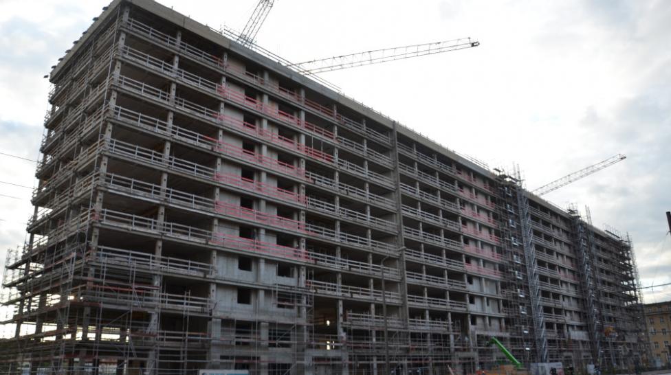 Ehemaliges Technisches Rathaus Leipzig: „Four Living“, Brandanschläge, Pleiten und nun Kauf durch die Stadt