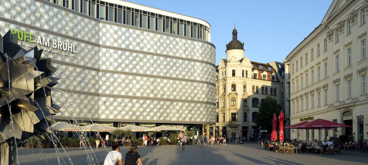 Leipzig und die Immobilienkrise: Die Stadt muss ihre Stärken ausspielen: Die Immobilienkrise hat auch vor Leipzig keinen Halt gemacht und für signifikante Umsatzeinbrüche gesorgt. Allerdings schneidet der Standort deutschlandweit besser ab als Immobilienmärkte vergleichbarer Größe.