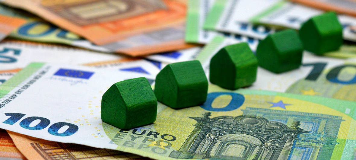 Ostdeutschland: Kaufpreise für Eigentumswohnungen sinken teils deutlich: Ein Vorjahresvergleich der Angebotspreise von Wohnungen in Ostdeutschland zeigt, dass in allen 32 untersuchten Stadt- und Landkreisen die durchschnittlichen Kaufpreise gesunken sind.