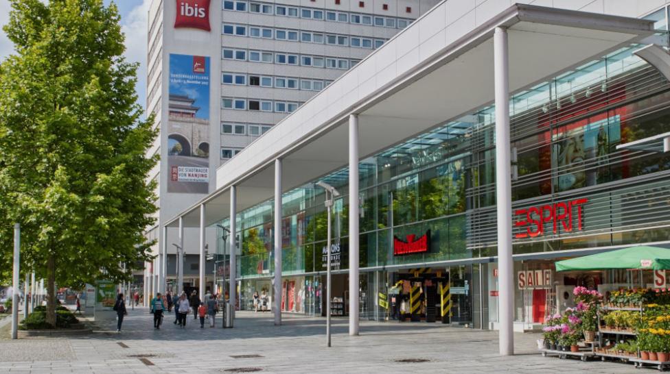 3.700 Quadratmeter Einzelhandelsfläche in Dresden an WÖHRL vermietet